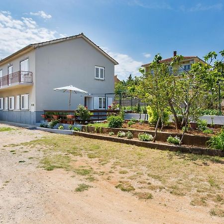 Appartment Rezika Шіло Екстер'єр фото